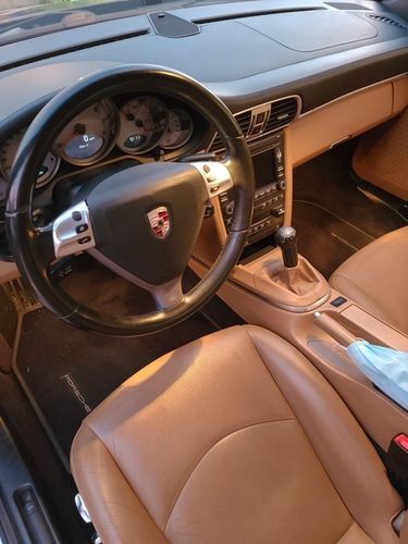2009 Porsche 911 4S Interior